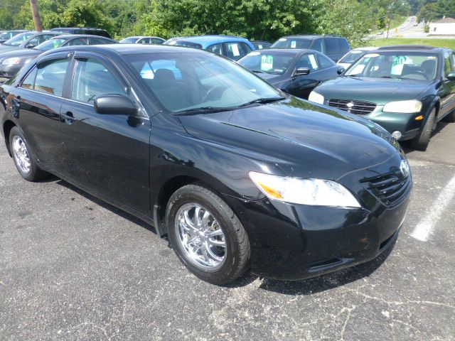 2009 Toyota Camry Reg Cab FLAT BED