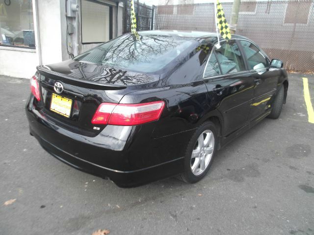 2009 Toyota Camry SLE Leather SUV