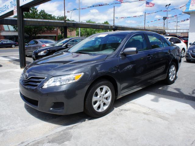 2010 Toyota Camry X