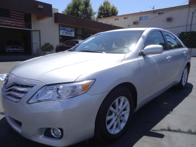 2010 Toyota Camry SEL Sport Utility 4D