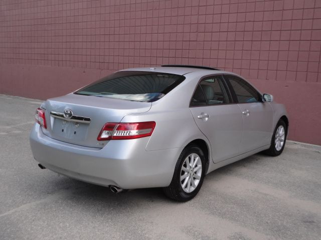 2010 Toyota Camry SEL Sport Utility 4D