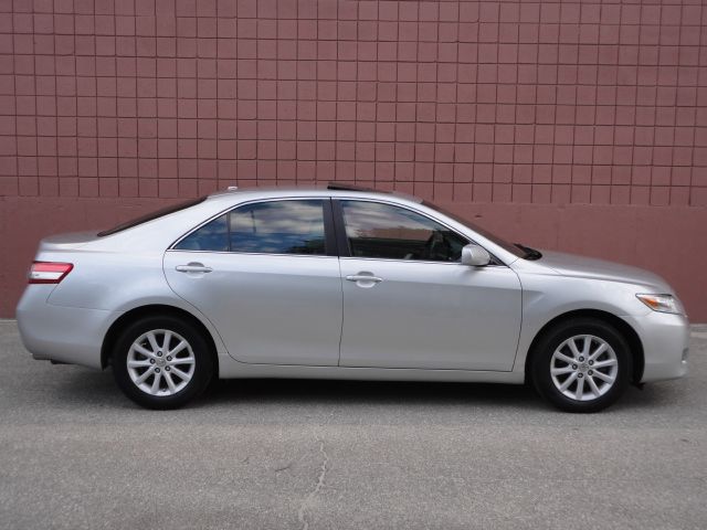 2010 Toyota Camry SEL Sport Utility 4D