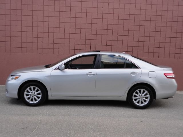 2010 Toyota Camry SEL Sport Utility 4D