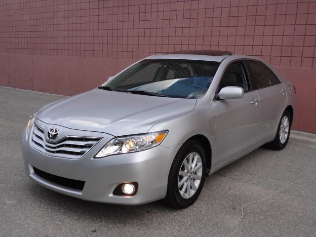 2010 Toyota Camry SEL Sport Utility 4D