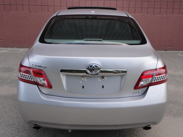 2010 Toyota Camry SEL Sport Utility 4D