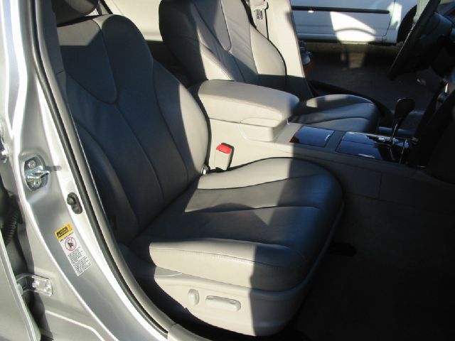 2010 Toyota Camry SEL Sport Utility 4D