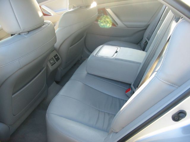 2010 Toyota Camry SEL Sport Utility 4D