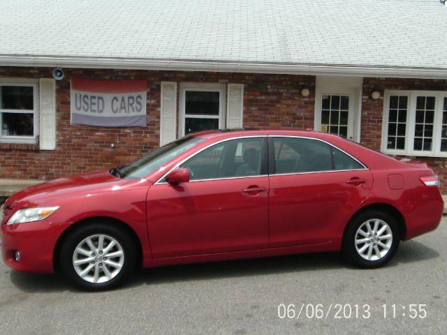 2010 Toyota Camry SEL Sport Utility 4D