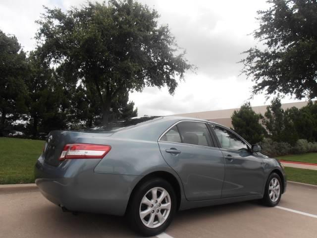 2010 Toyota Camry X