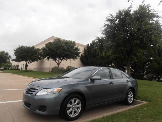 2010 Toyota Camry X