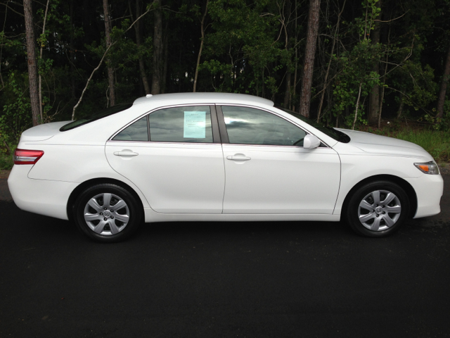 2010 Toyota Camry Reg Cab FLAT BED