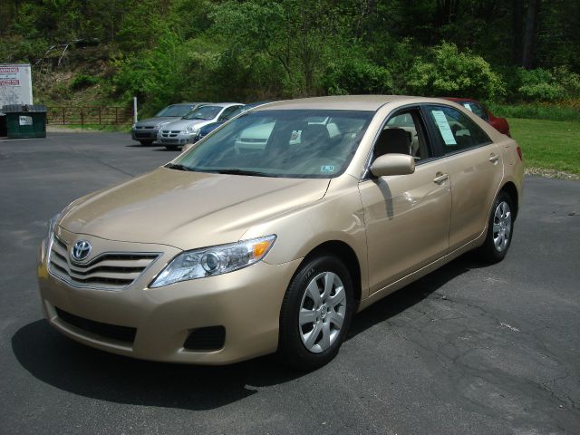 2010 Toyota Camry FWD SXT - New Tires