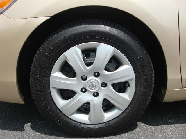 2010 Toyota Camry FWD SXT - New Tires