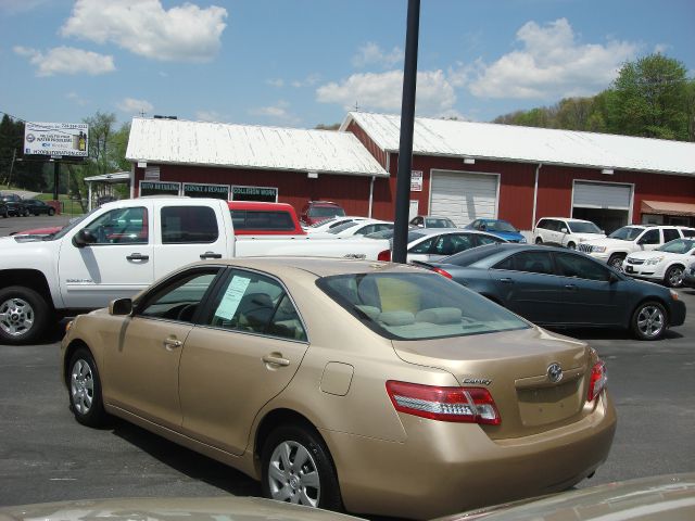 2010 Toyota Camry FWD SXT - New Tires