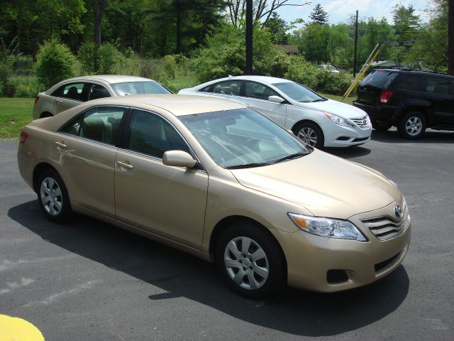 2010 Toyota Camry FWD SXT - New Tires