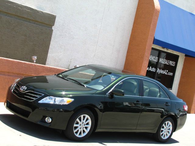 2010 Toyota Camry Extended Cab Pickup