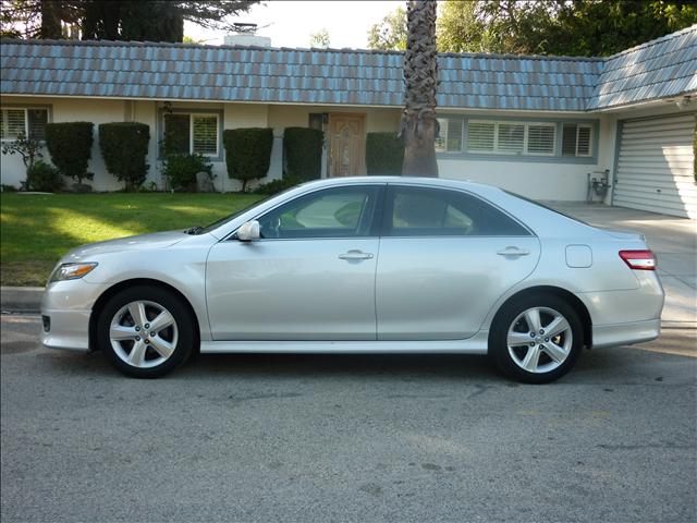 2010 Toyota Camry Unknown