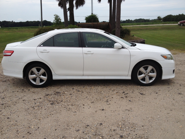 2011 Toyota Camry FX4 Super Crew 4x4