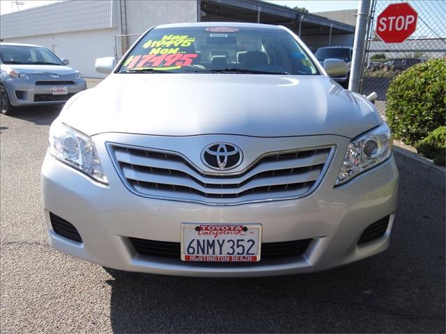 2011 Toyota Camry 4WD Supercrew