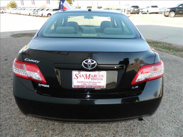 2011 Toyota Camry 2500hd