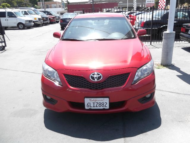 2011 Toyota Camry FX4 Super Crew 4x4