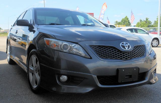 2011 Toyota Camry FX4 Super Crew 4x4