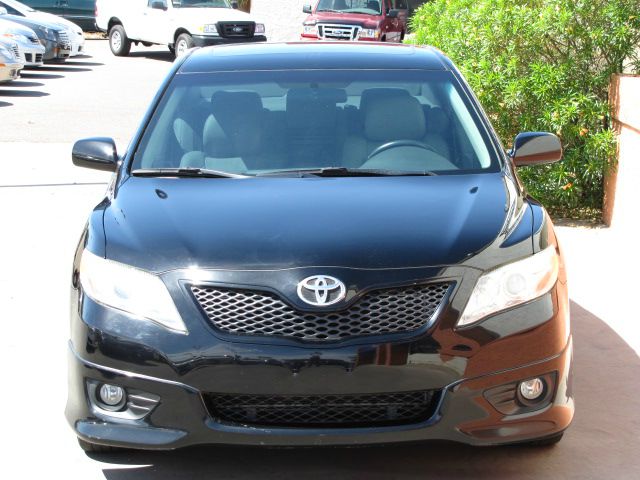 2011 Toyota Camry FX4 Super Crew 4x4