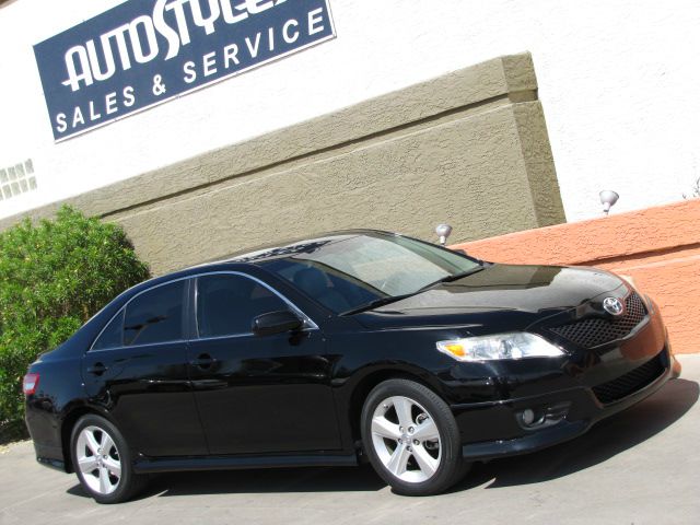 2011 Toyota Camry FX4 Super Crew 4x4