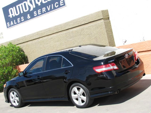 2011 Toyota Camry FX4 Super Crew 4x4