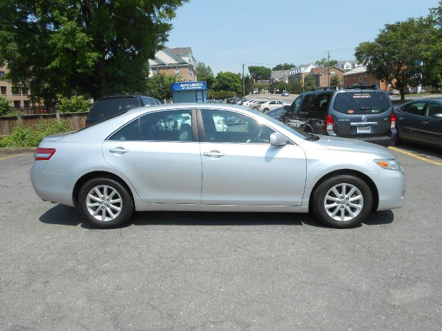 2011 Toyota Camry SEL Sport Utility 4D