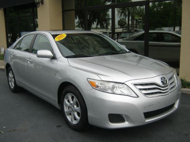 2011 Toyota Camry XLT Ex-cab 33K Miles