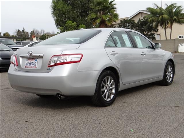 2011 Toyota Camry SE Sedan