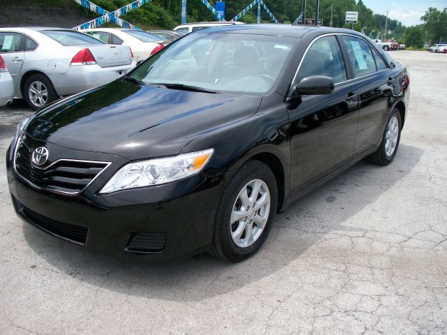 2011 Toyota Camry FX4 Super Crew 4x4