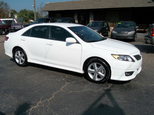 2011 Toyota Camry Racing