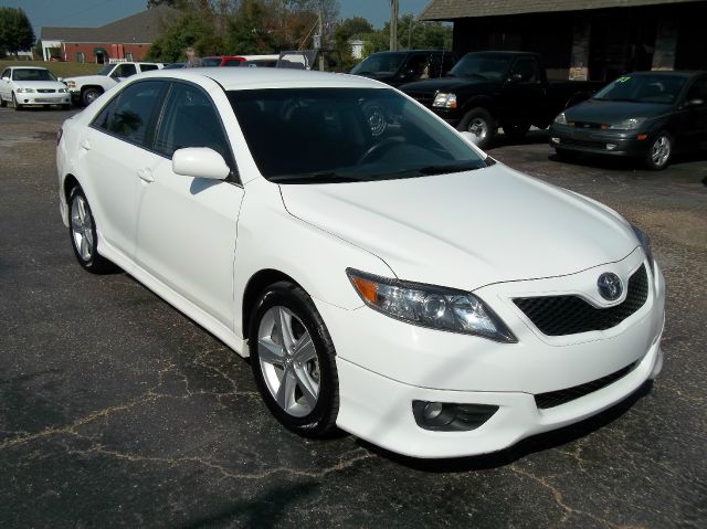 2011 Toyota Camry Racing