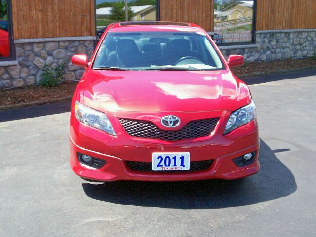 2011 Toyota Camry FX4 Super Crew 4x4