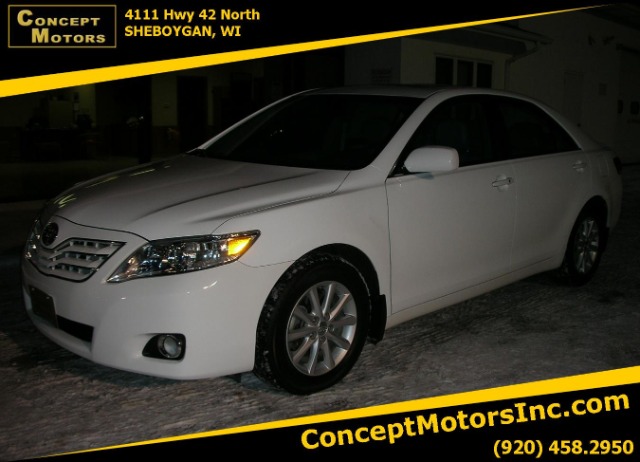 2011 Toyota Camry SEL Sport Utility 4D