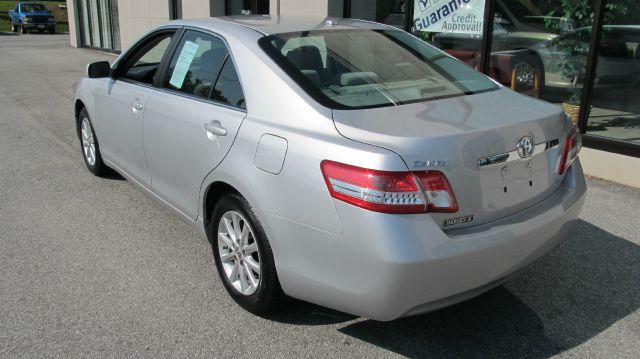 2011 Toyota Camry 5dr Hatchback Automatic