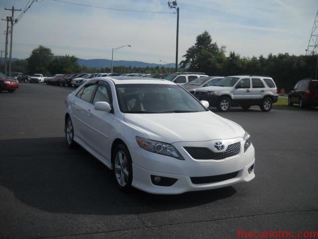 2011 Toyota Camry LE