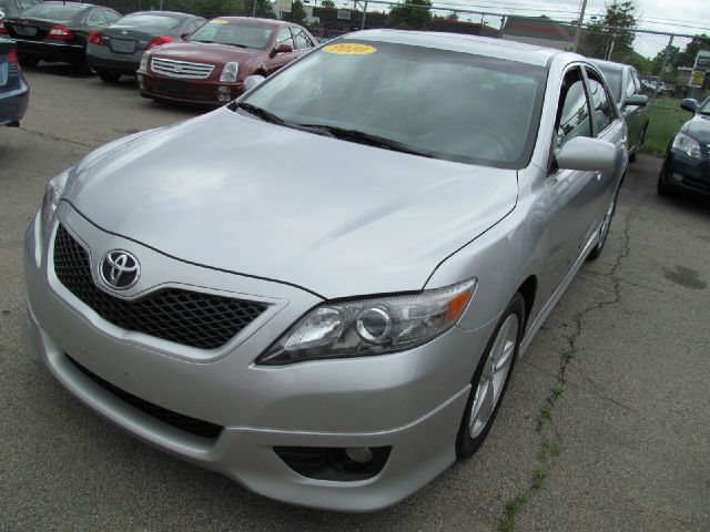 2011 Toyota Camry FX4 Super Crew 4x4