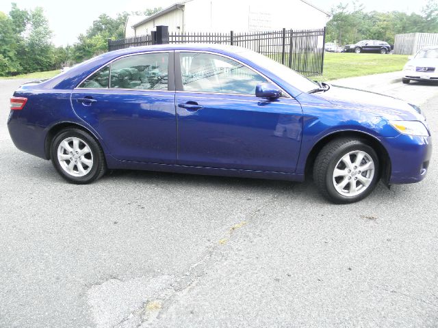 2011 Toyota Camry FX4 Super Crew 4x4