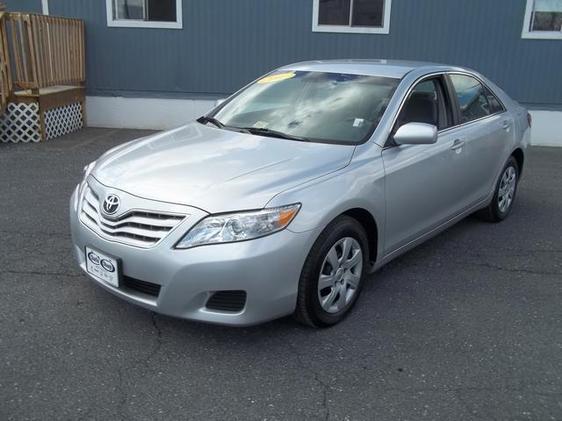 2011 Toyota Camry FX4 Super Crew 4x4