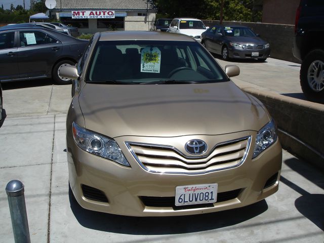 2011 Toyota Camry FX4 Super Crew 4x4