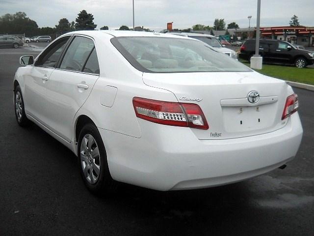 2011 Toyota Camry X