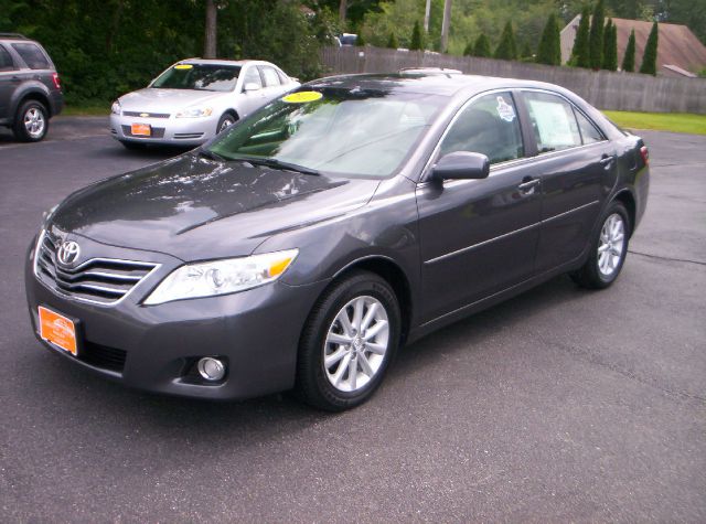 2011 Toyota Camry SEL Sport Utility 4D