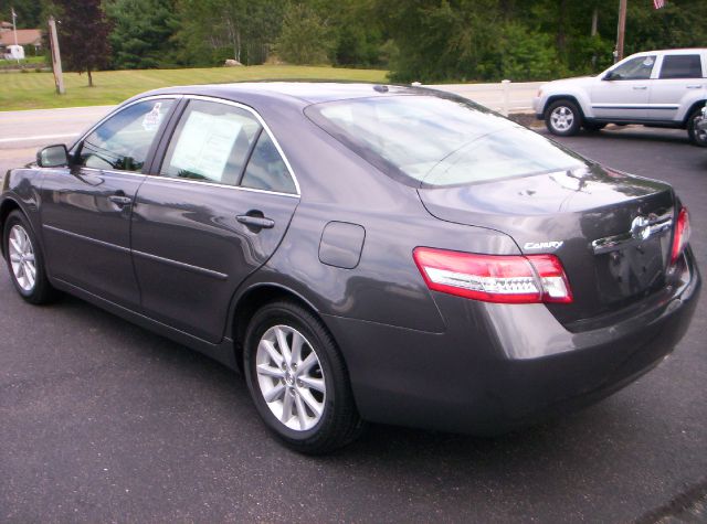 2011 Toyota Camry SEL Sport Utility 4D