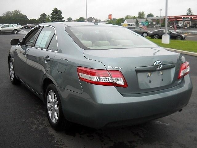 2011 Toyota Camry X