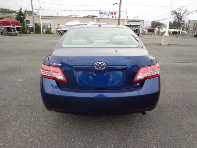 2011 Toyota Camry X