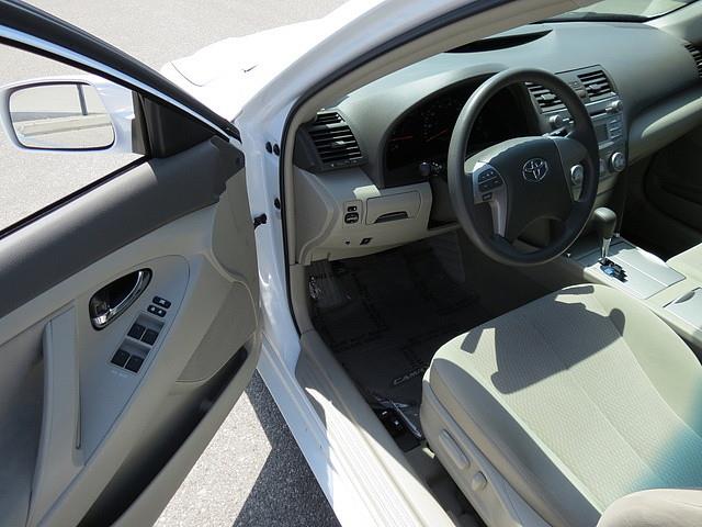 2011 Toyota Camry Black And Silver