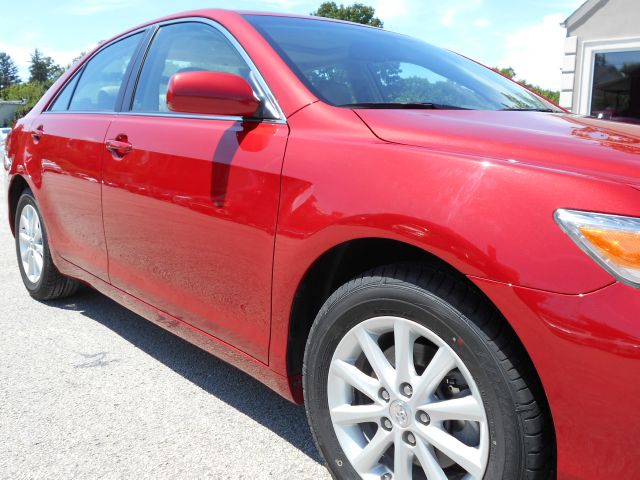 2011 Toyota Camry SEL Sport Utility 4D